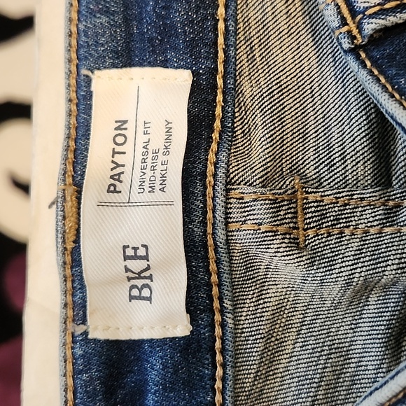 Women's BKE Payton Washed Distressed Ripped Jeans Size 28 - Picture 2 of 9